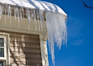 Ice damming on a OH home's roof and gutters